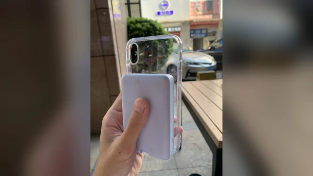Belkin выпустила лёгкие полутвердотельные пауэрбанки для iPhone: 10 000 мА·ч весят всего 220 граммов